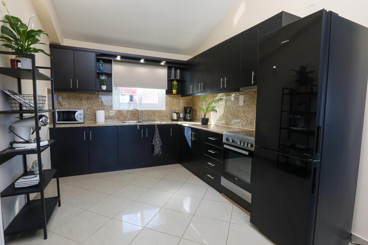 Kanalia View Apartment Bagian luar foto